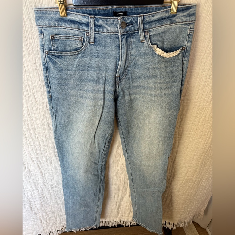 Express Men's Light Blue Jeans